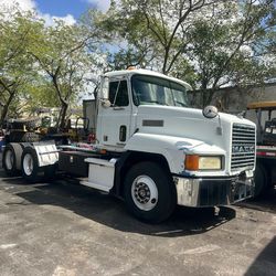 1998 MACK CH 613 DAY CAB TANDEM MACK E7 ENGINE