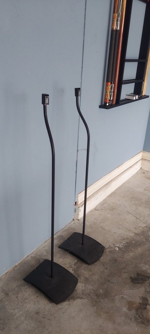 FREE BOSE Stand