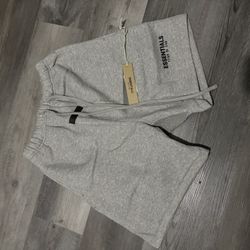 Dark oatmeal essential shorts