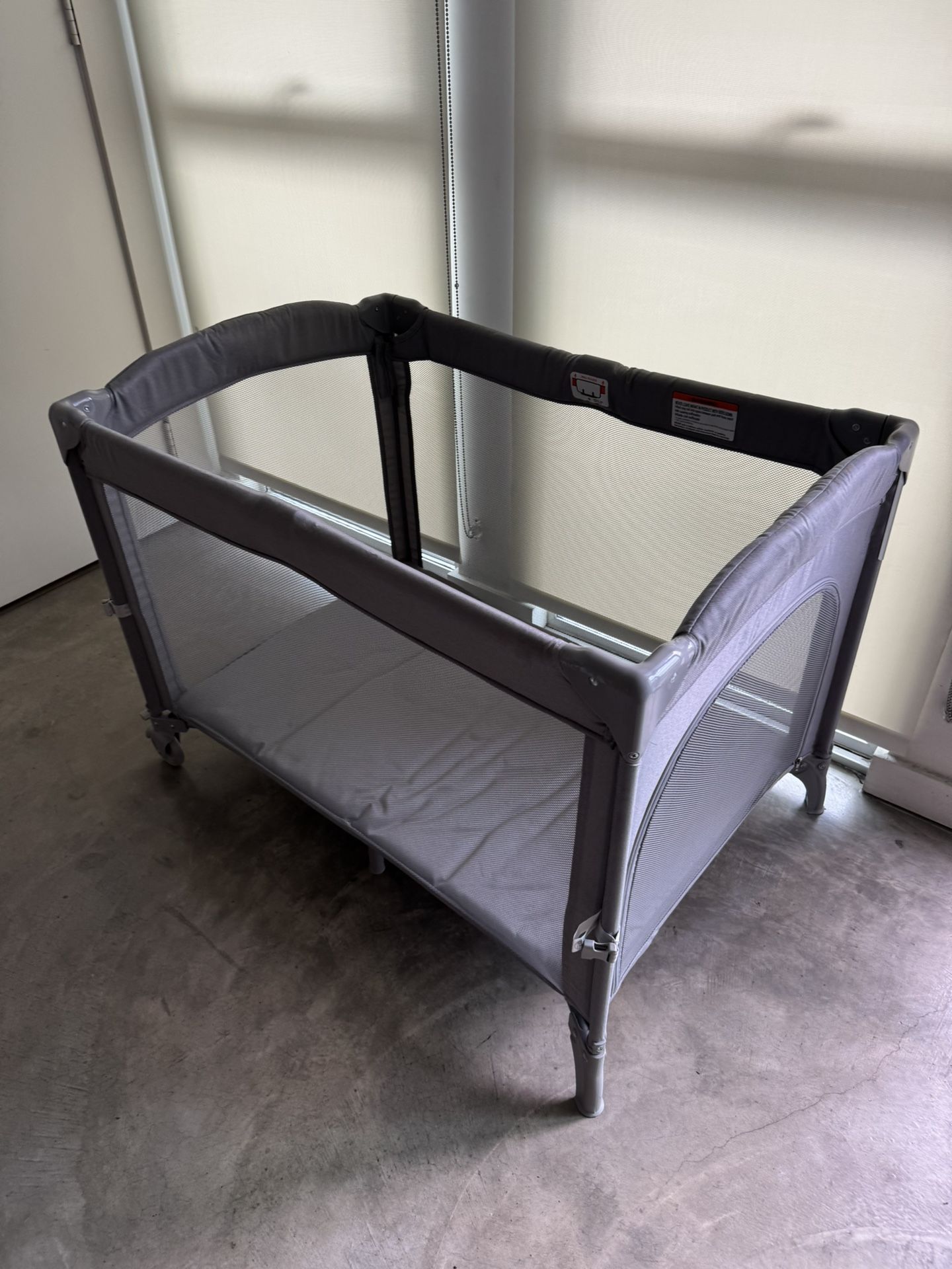 BEKA 4 in 1 Baby Bassinet Bedside Sleeper & Changing Table