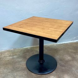 Bistro Table on Deco Base