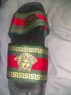 Women slides fits size 8 1/2 to 9