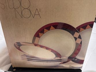 Studio Nova Dinner set