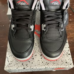 Jordan Retro 4