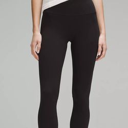 Like New Size 2 Lululemon In Movement 7/8 Tight *Everlux 25"