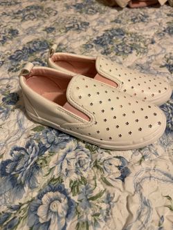 Toddler old navy shoes