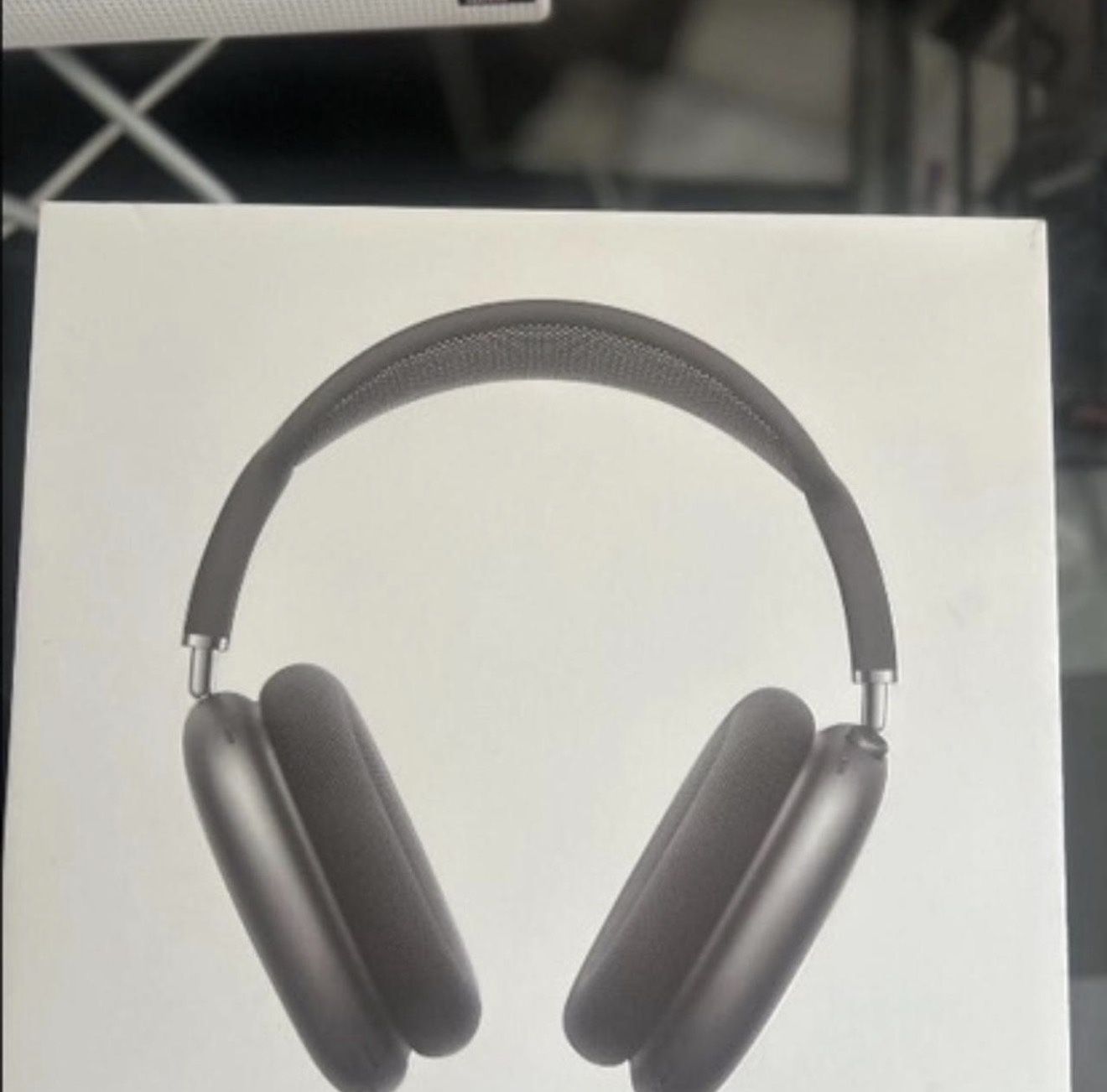 Space Gray- AirPod Max, Brand New, Never Worn, includes charger and the box