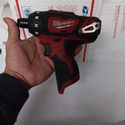 Milwaukee 1/4 Inch (6 mm) Hex Driver