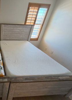 Ashley Full bed