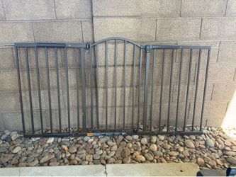 Universal Adjustable Width Gate: Dog/Infant