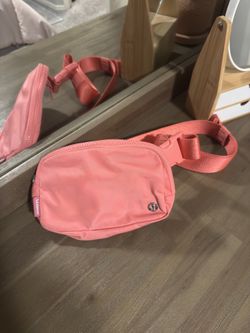 lululemon belt bag