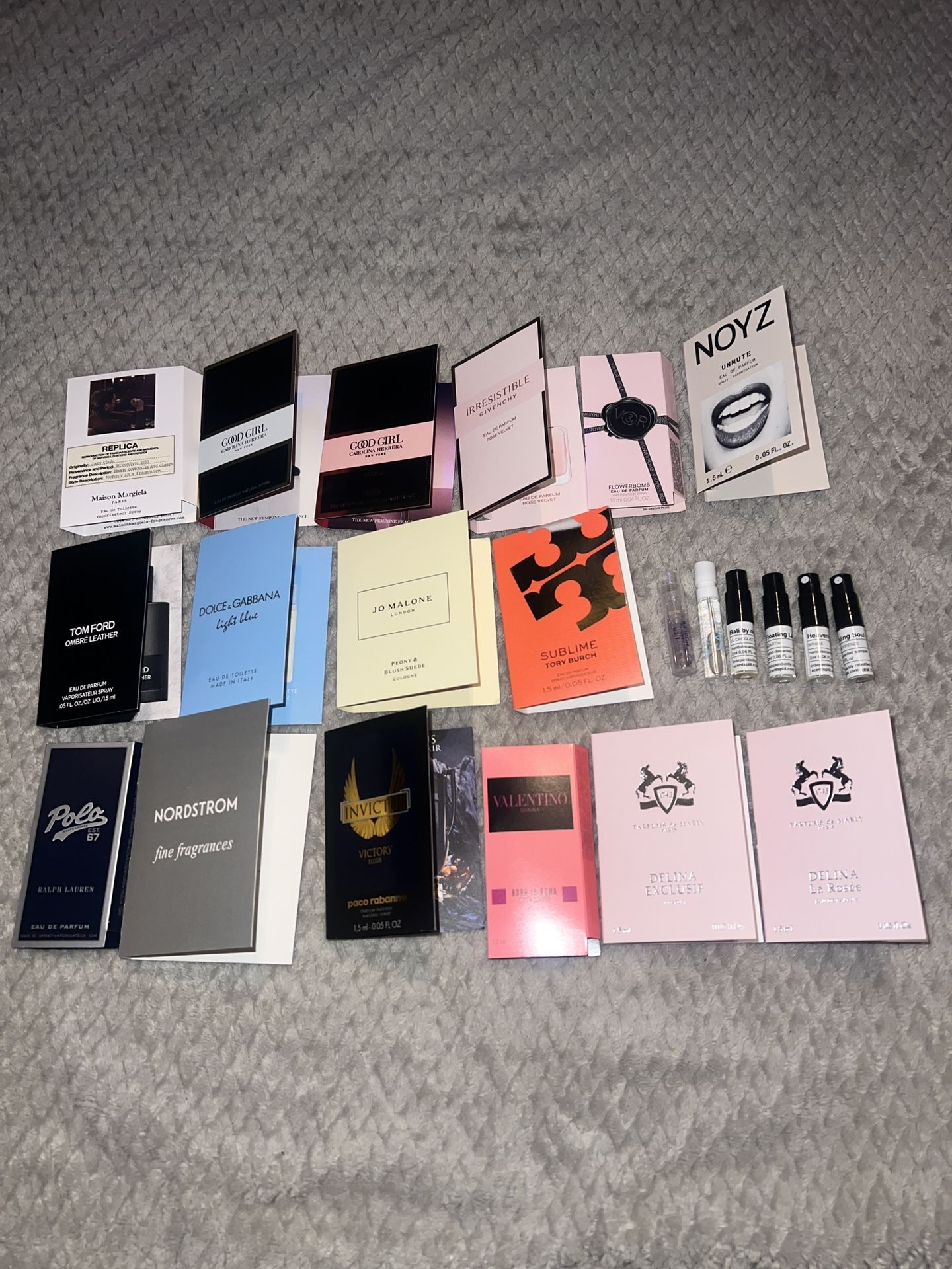 $100 VALUE! (Parfums De Marly / Tom Ford included) 22 Perfume Samples including Niche Designer High End