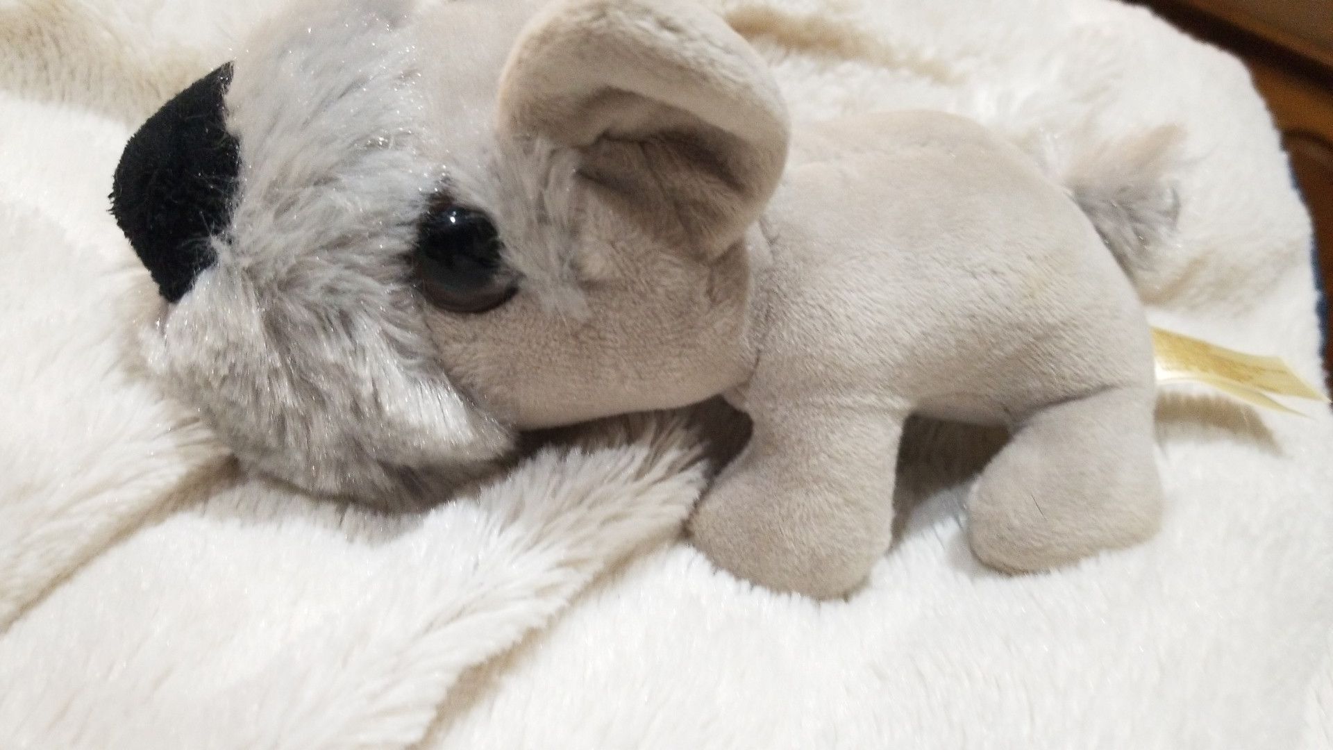 Artlist the dog barking plush