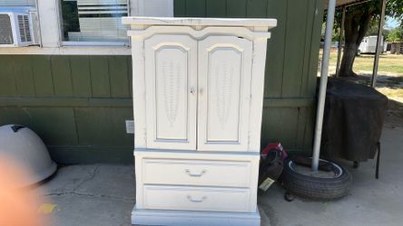 Dresser for sale