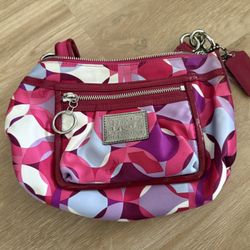 Coach Vintage Pink Poppy crossbody bag