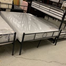 Full Size Bed With Mattress 