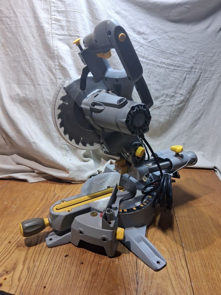 8 1/4 " Sliding compound Miter saw