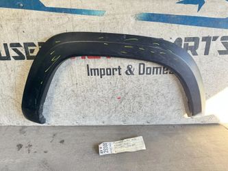 2016 - 2018 - 2021 TOYOTA TACOMA RIGHT REAR FLARE FENDER TEXTURE MOLDING OEM AY29306