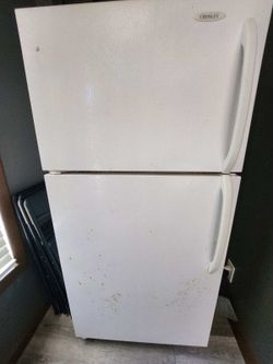 Perfectly Working Fridge With Top Load Freezer