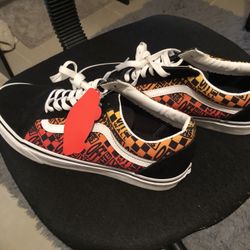 Vans 9.5 Old Skool Shoes