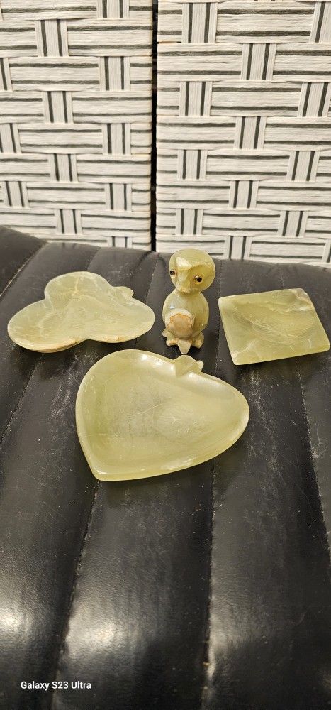 Vintage Ashtray Mineral Rock Set Of 3 And Little Figurine Green Handcrafted Used