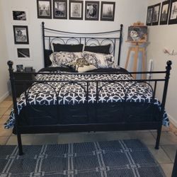 Bed Frame 