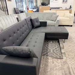 New Sleeper Sectional Couch! Free Delivery 🚚! 