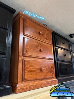 Three drawer oak pinewood cajonera Comoda mueble nuevo