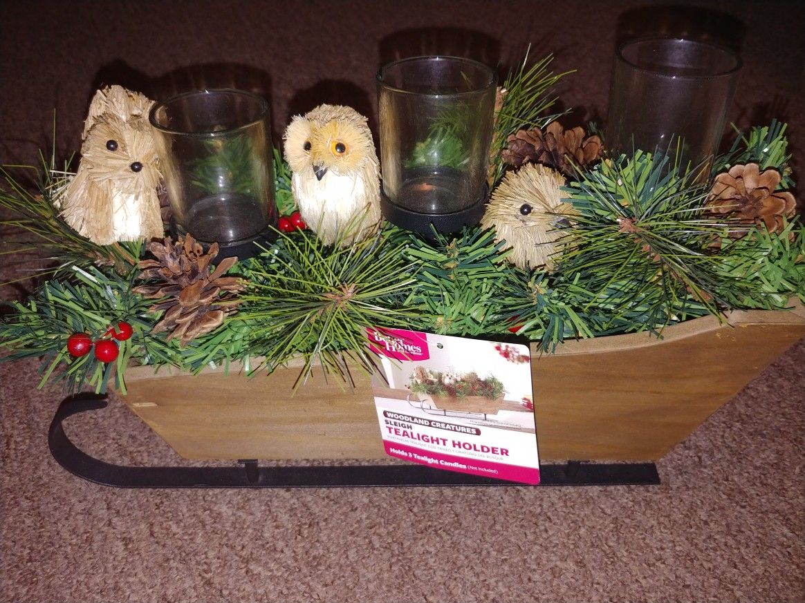 Sleigh tea light holder