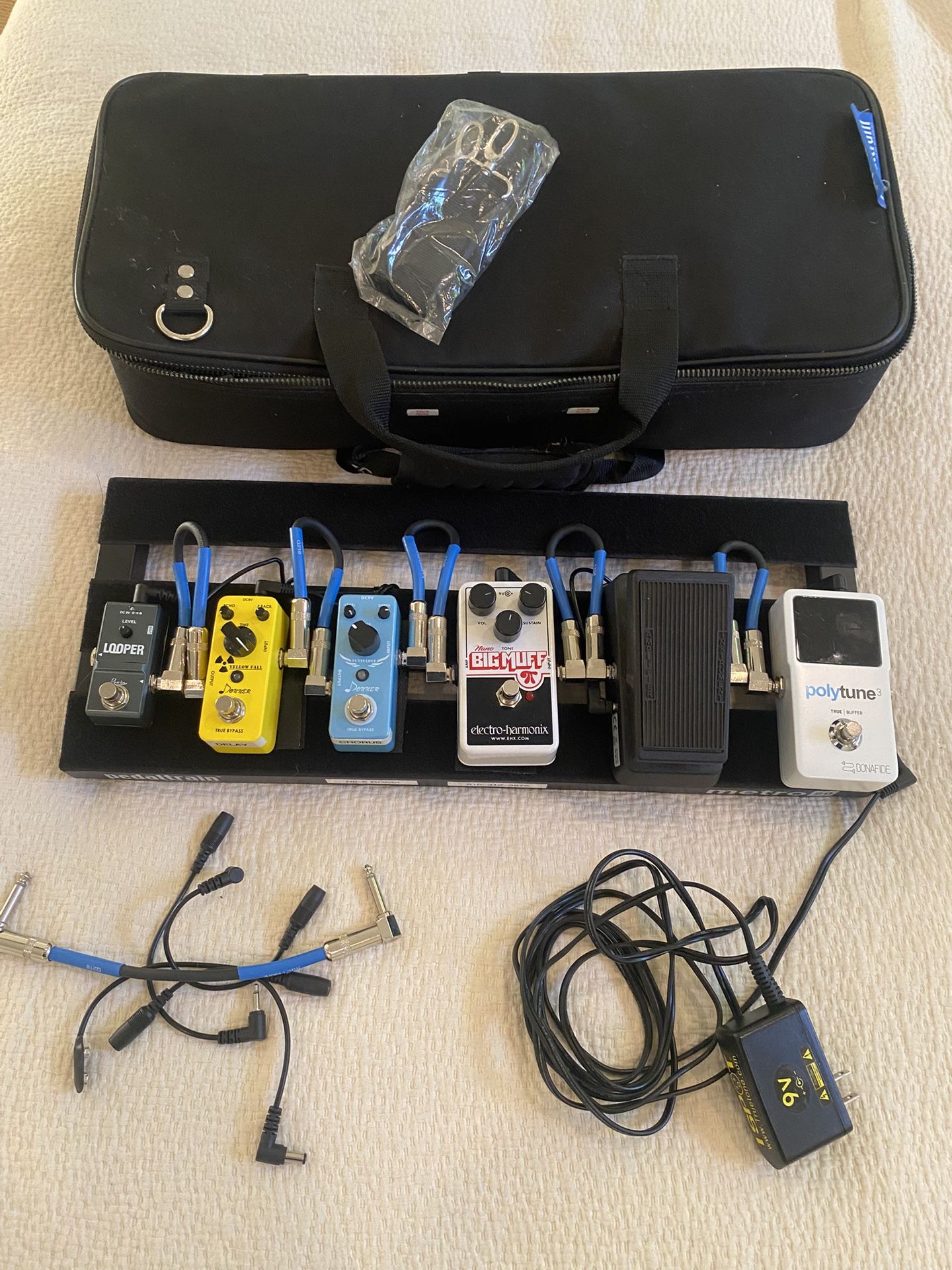 Guitar Pedals With Board & Soft Case