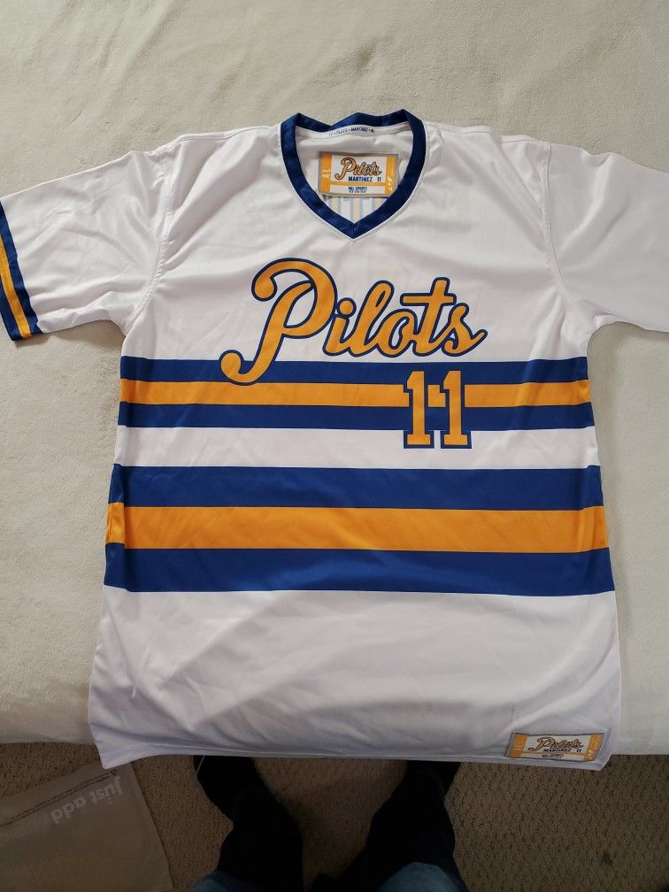 Custom Pilots Jersey, MARTINEZ #11