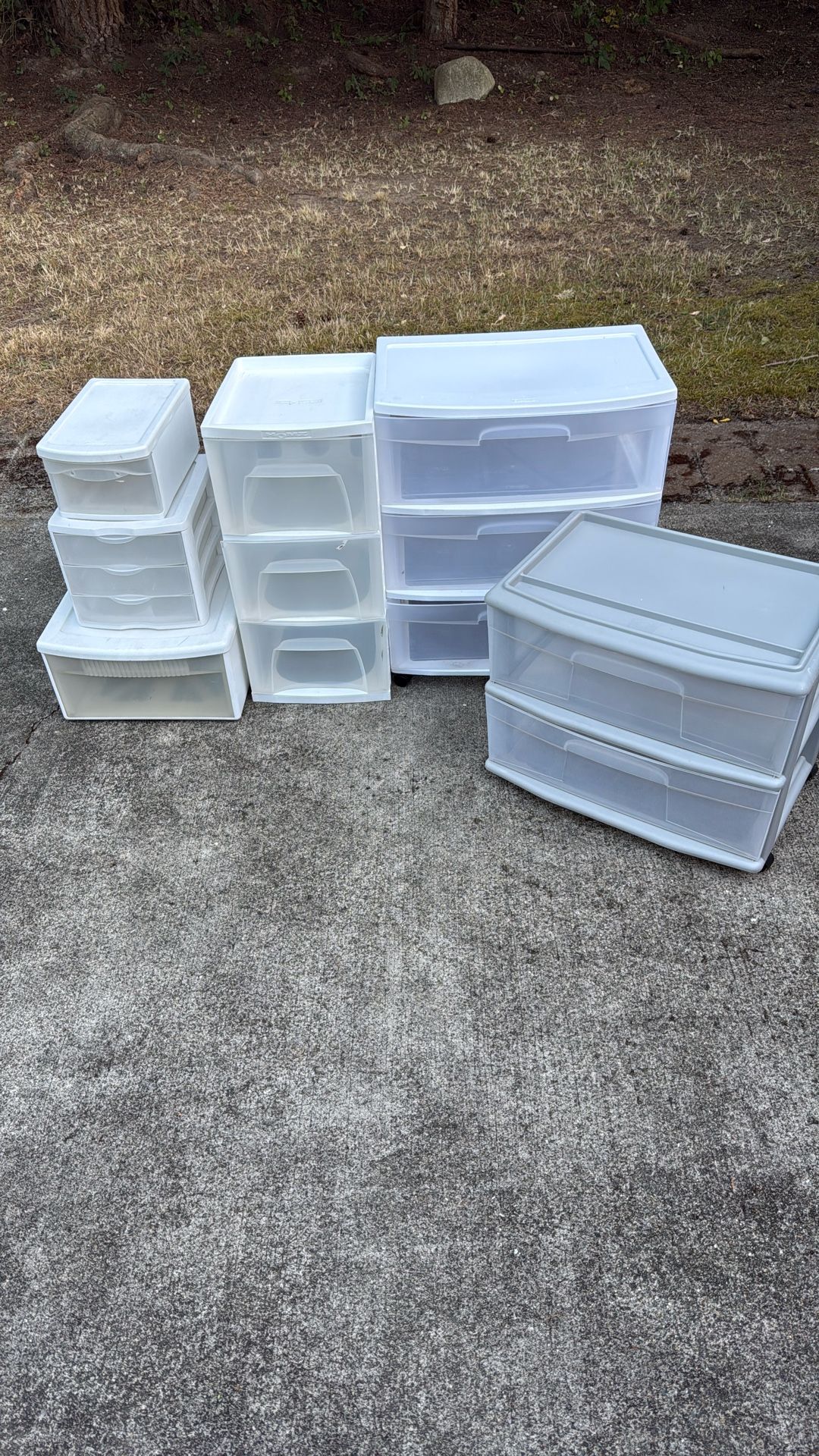 OBO: LOT: Closet Organizing Bins With drawers