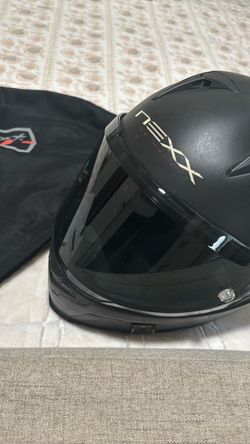 Motorcycles helmet NEXX X. R2