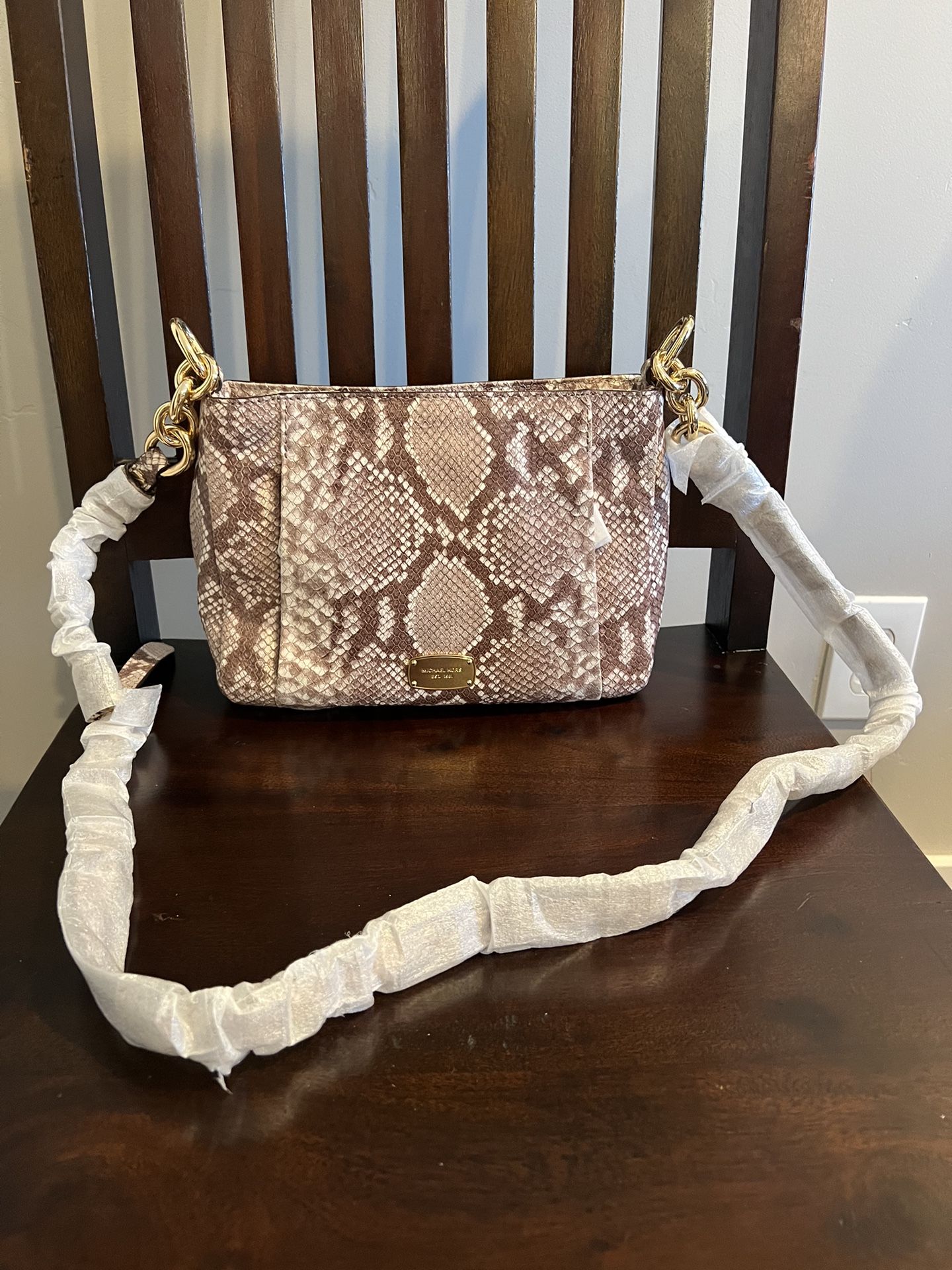 Michael Kors Crossbody/Messenger Bag