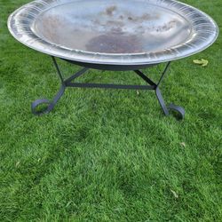 Outdoor Fire Pit 🔥 