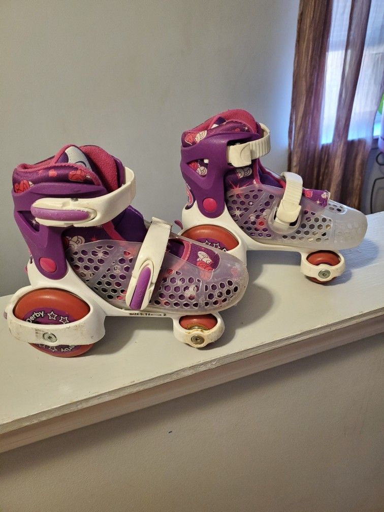 Girls skates Size 11-2