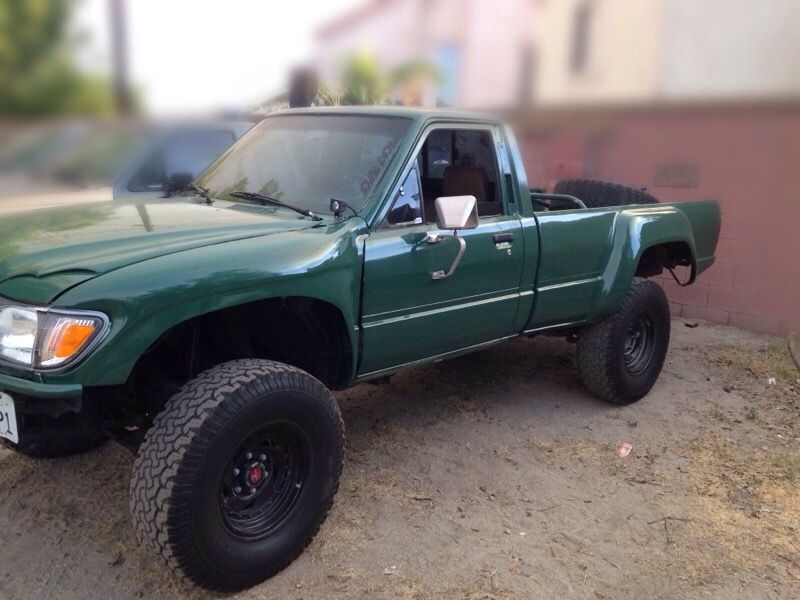 86 Toyota 4x4 estándar 22r