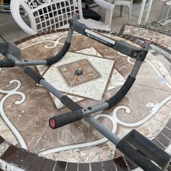 aparato para hacer ejercicio $10    lo tengo en el centro   