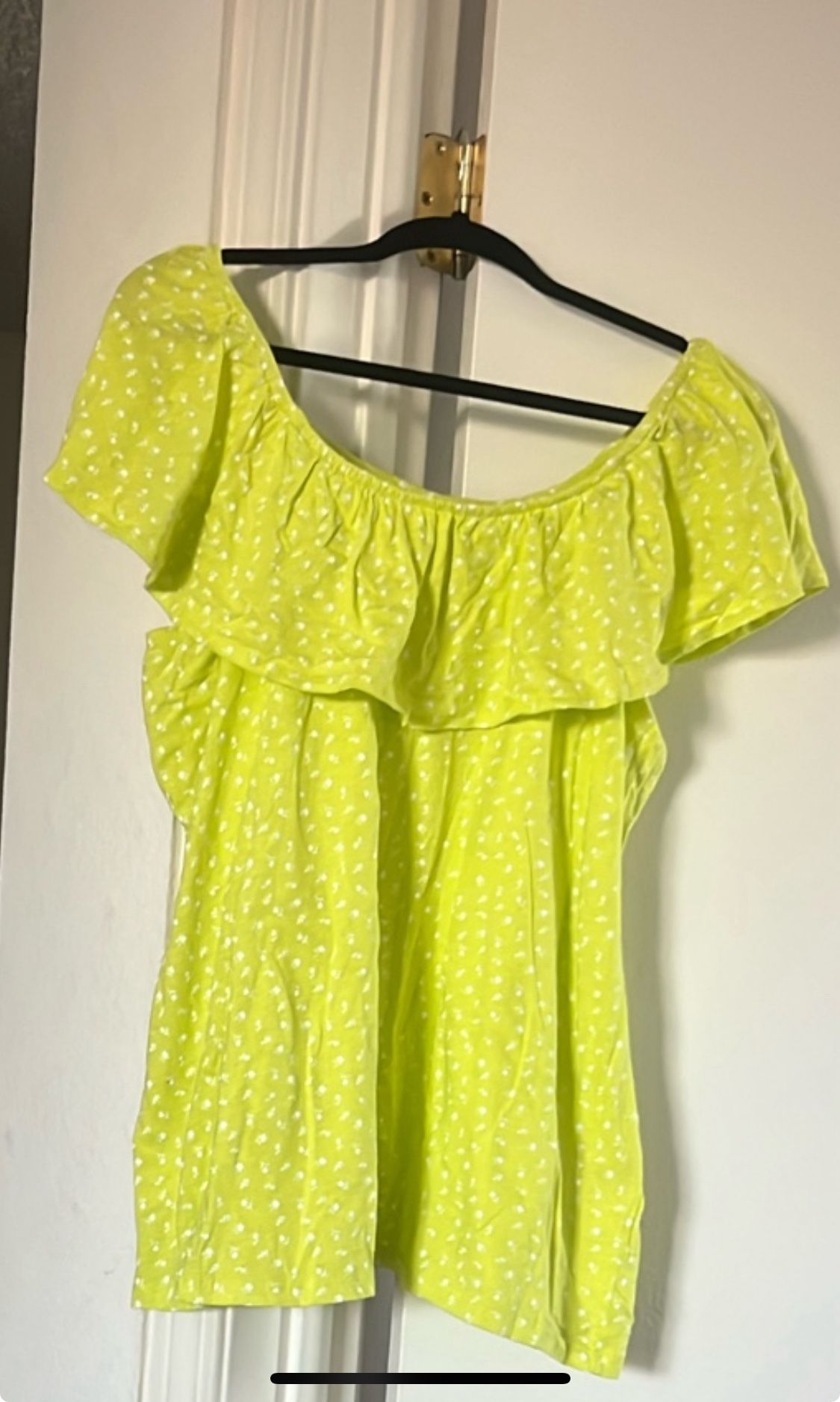 Yellowing Green( Tennis Ball Color) Cute on/off Shoulder Blouse