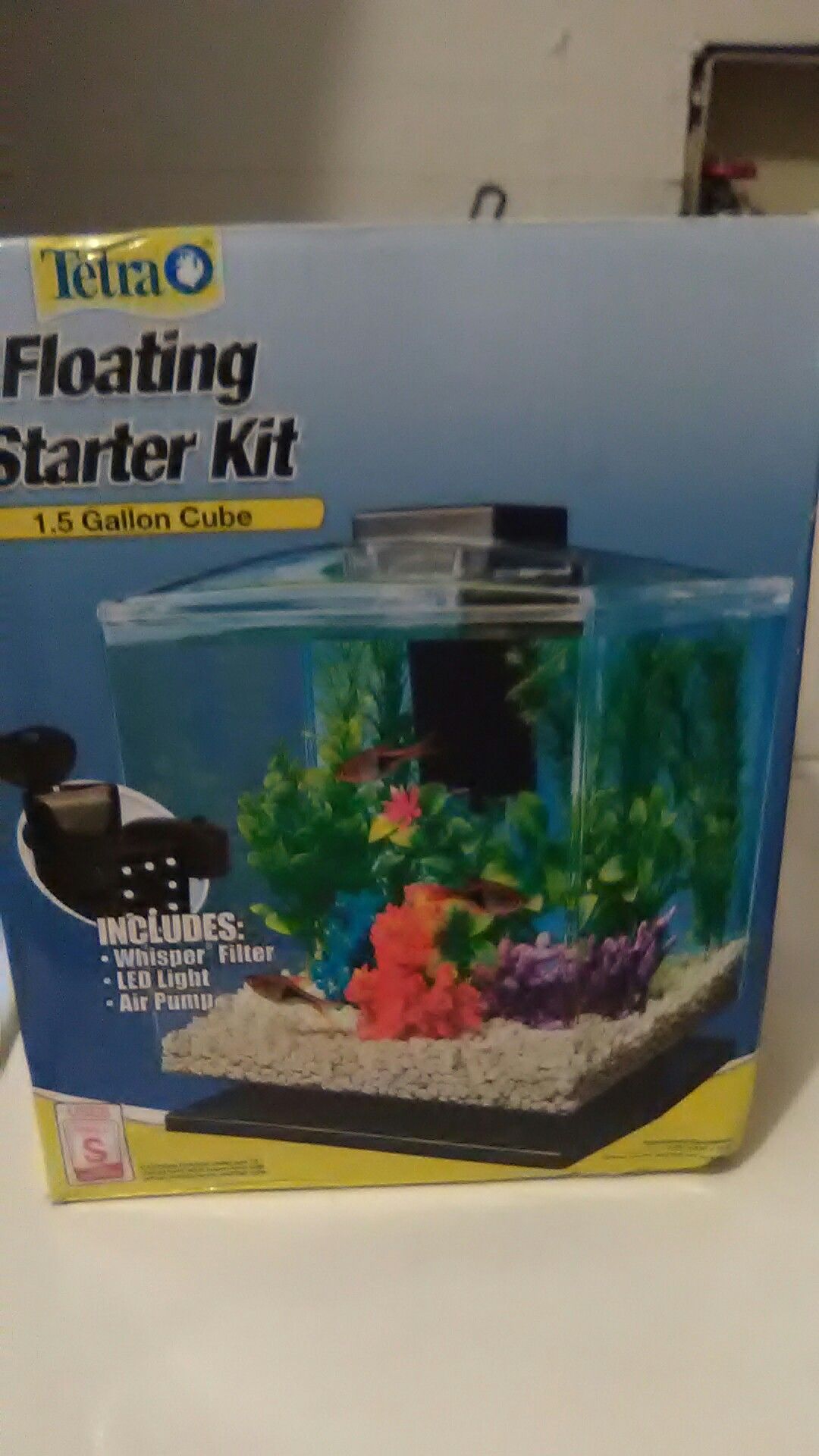 TETRA FLOATING STARTER KIT 1.5 GALLON CUBE