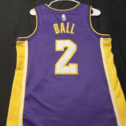 Lakers Jersey (Ball)Size 40 In Mens 