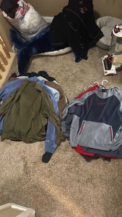 Mixed Lot of Sweatshirts and Hoodies