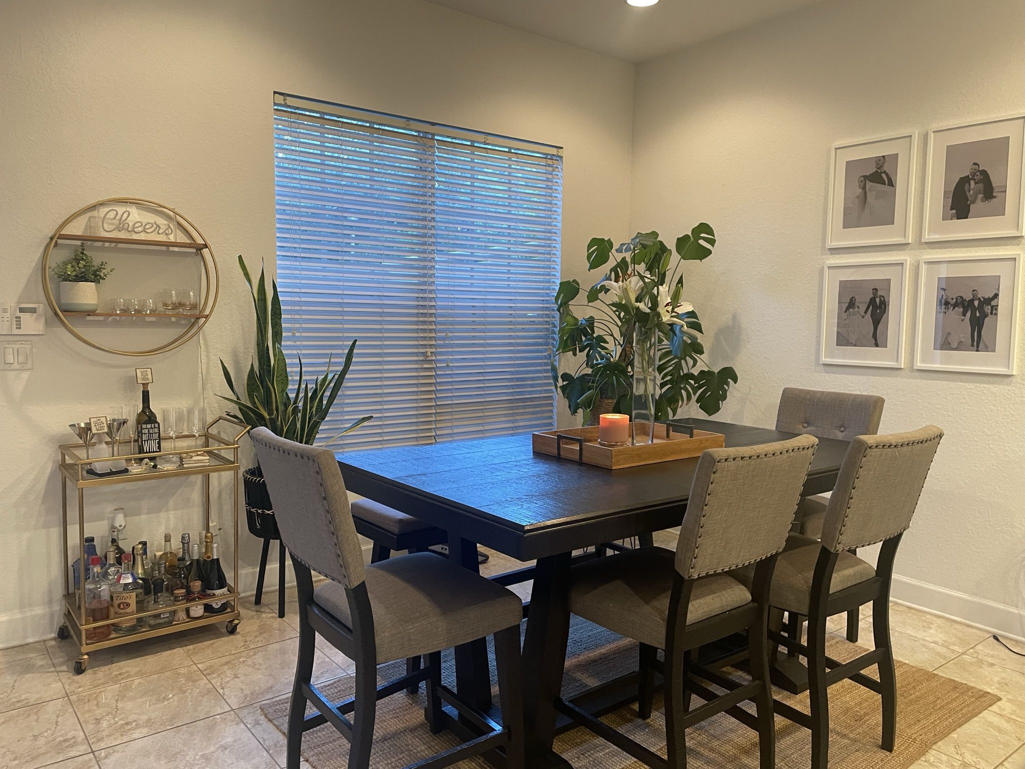 Rooms To Go — Hill Creek Black 6 Pc Counter Height Dining Set
