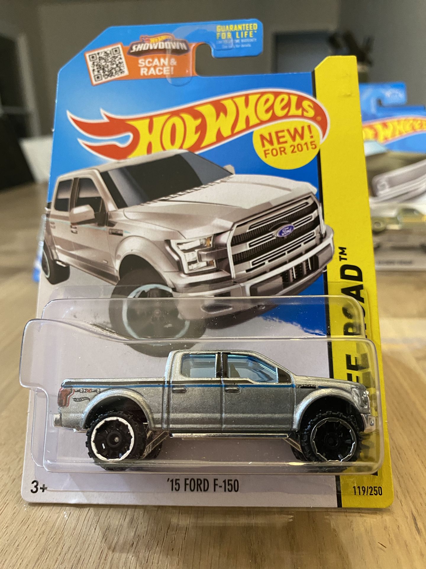 HOT WHEELS 2013 - Silver 2015 β15 Ford F150 Crew Cab 4x4 Truck 119/250 - HW Off-Road Diecast Toy