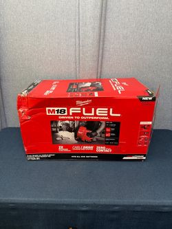 Milwaukee 2772A-21 M18 FUEL 18V 5/16-Inch x 35-Foot Cordless Drain Snake Kit