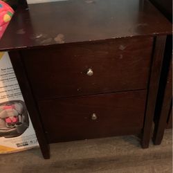 Dreeser  And  Night Stand 