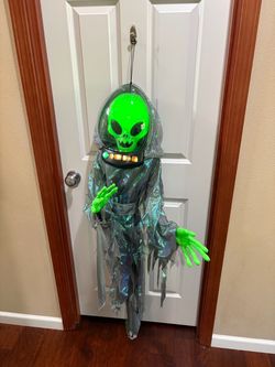 Hanging Alien Halloween Decoration with Lights