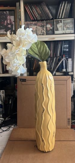 VTG ceramic vase