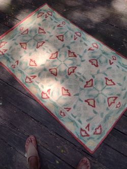 Authentic Floral Abstract Pattern Wool Rug