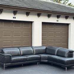 🛋️ Couch/Sofa Sectional - Modern Design - Leather - Delivery Available 🚛